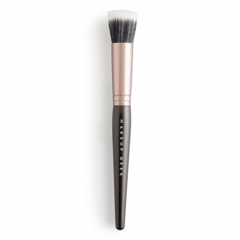 MAKEUP GEEK CHEEK HIGHLIGHTER BRUSH PĘDZEL DO ROZŚWIETLACZA