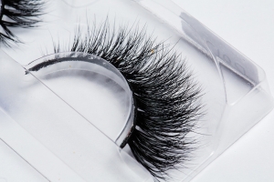 LILLY LASHES 3D MINK LASHES CARMEL RZĘSY NA PASKU