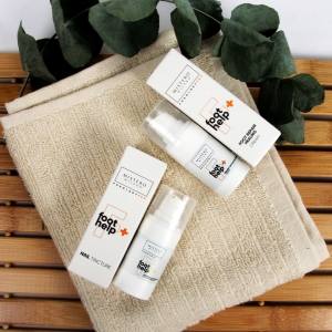 MISTERO MILANO MAŚĆ REGENERUJĄCA DO SUCHEJ SKÓRY FOOTHELP+ 15g (4073)