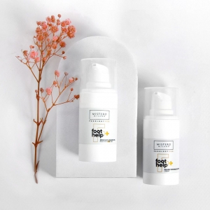 MISTERO MILANO REGENERUJĄCA MAŚĆ DO PIELĘGNACJI POPĘKANEJ SKÓRY PIĘT Z 25% MOCZNIKIEM FOOTHELP+ 15g (4078)