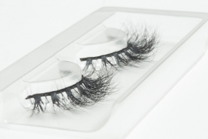 LILLY LASHES 3D MINK LASHES CANNES RZĘSY NA PASKU