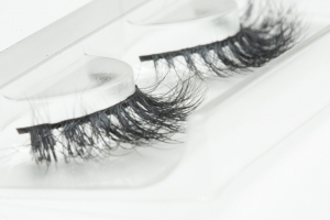 LILLY LASHES 3D MINK LASHES DOHA RZĘSY NA PASKU