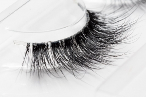 LILLY LASHES HUMAN HAIR LASHES  RZĘSY NA PASKU ELA