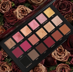  HUDA BEAUTY ROSE GOLD REMASTERED PALETTE