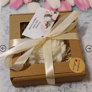 KWIATOWE PERFUMOWANE MYDELKA DO KAPIELI PIWONIA W PUDELKU