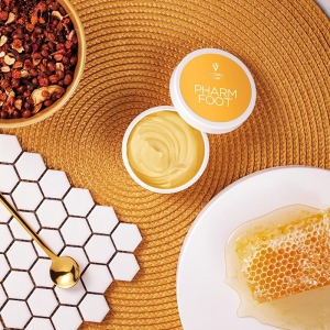 PHARM FOOT RICH BALM SOOTHING AND REGENERATING OINTMENT WITH MANUKA & SEA BUCKTHORN 75gr