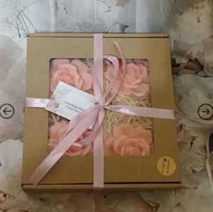KWIATOWE PERFUMOWANE MYDELKA DO KAPIELI PIWONIA ZESTAW MINI 4 SZTUKI